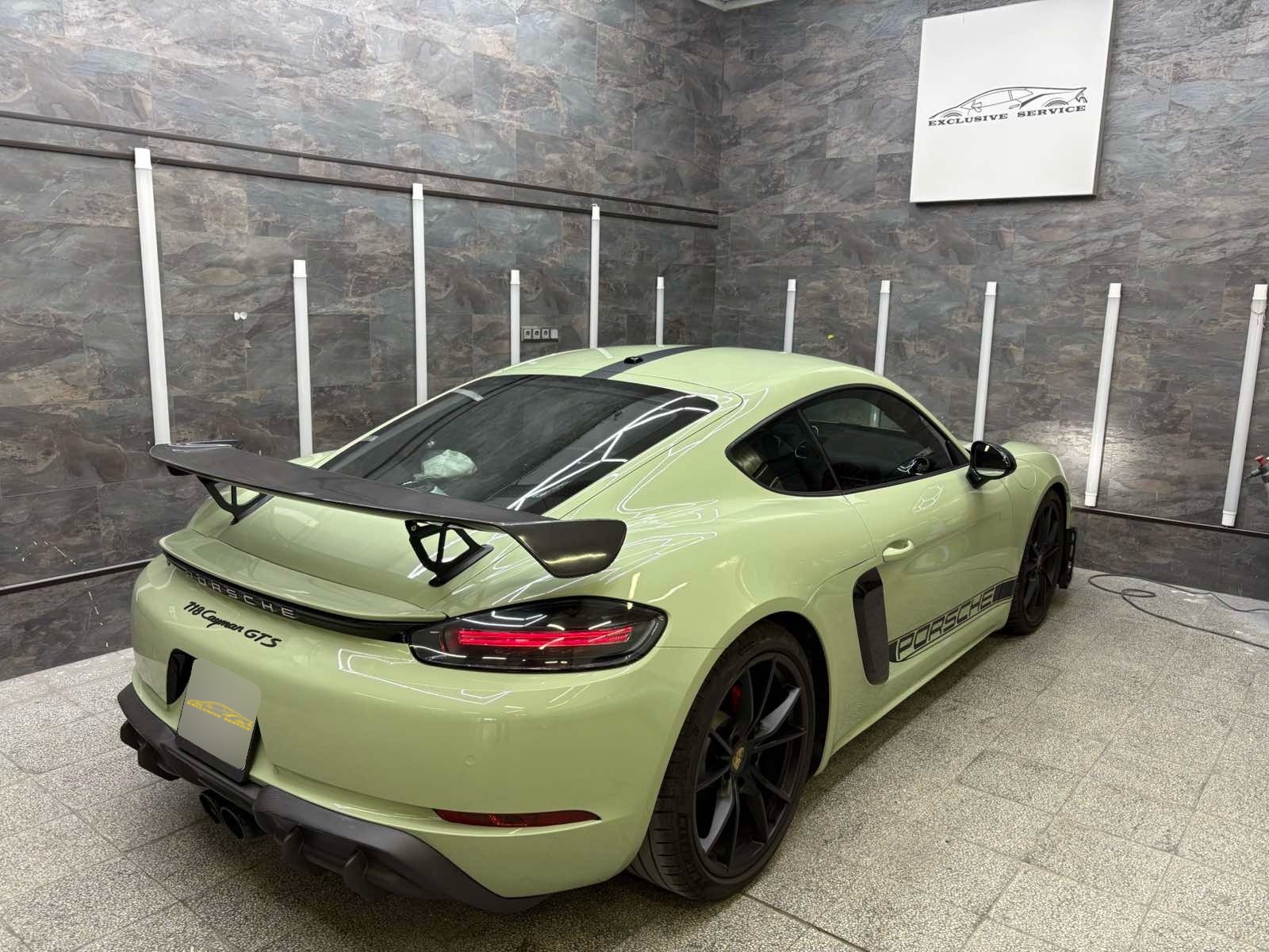 Porsche 718 Cayman GTS